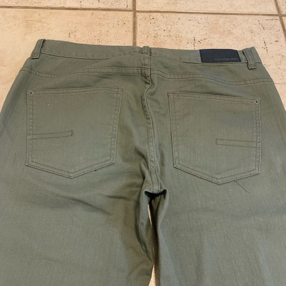 Calvin Klein Jeans Men's Olive Green Straight Leg Pants - Size 34 - Picture 6 of 10